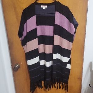 Poncho Style Fringe Vest By Andree Size Small